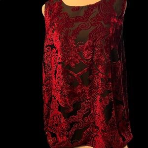Roz & Ali lightweight dressy black sleeveless blouse with red velvet brocade